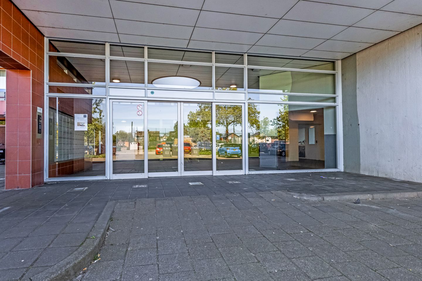 Photo 34 of Van der Hagenstraat 547