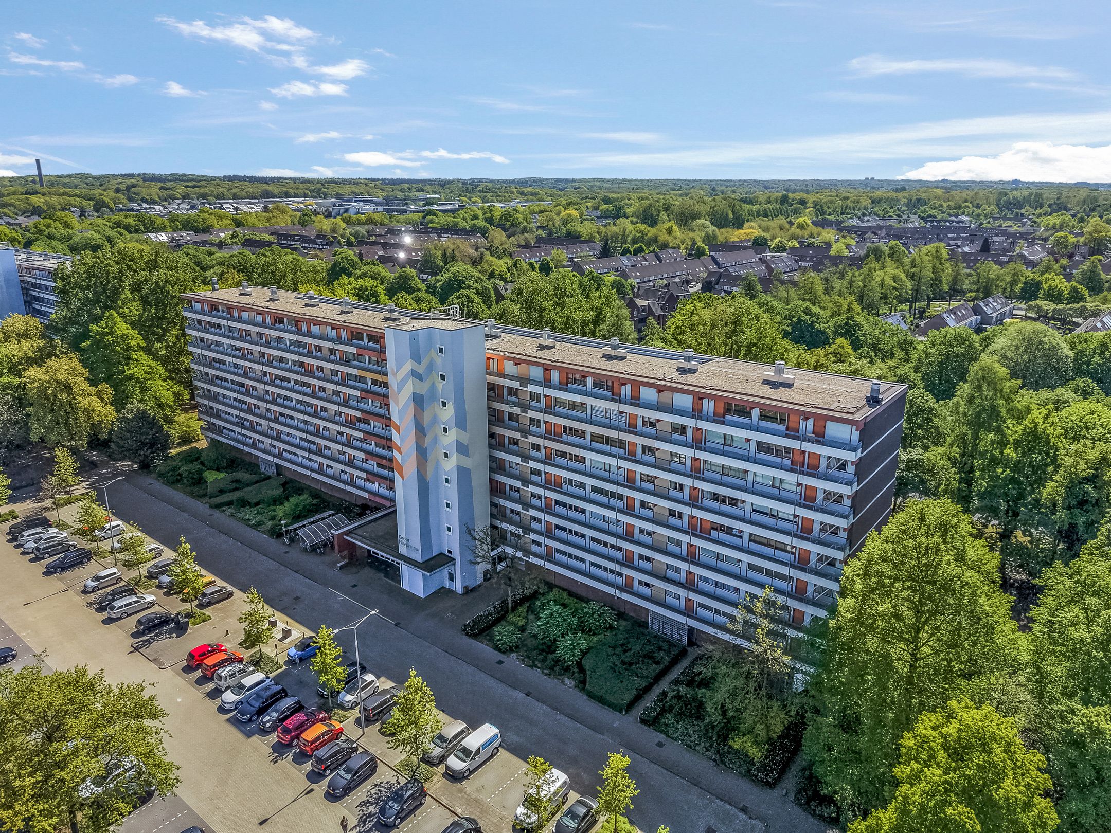 Photo 45 of Van der Hagenstraat 547