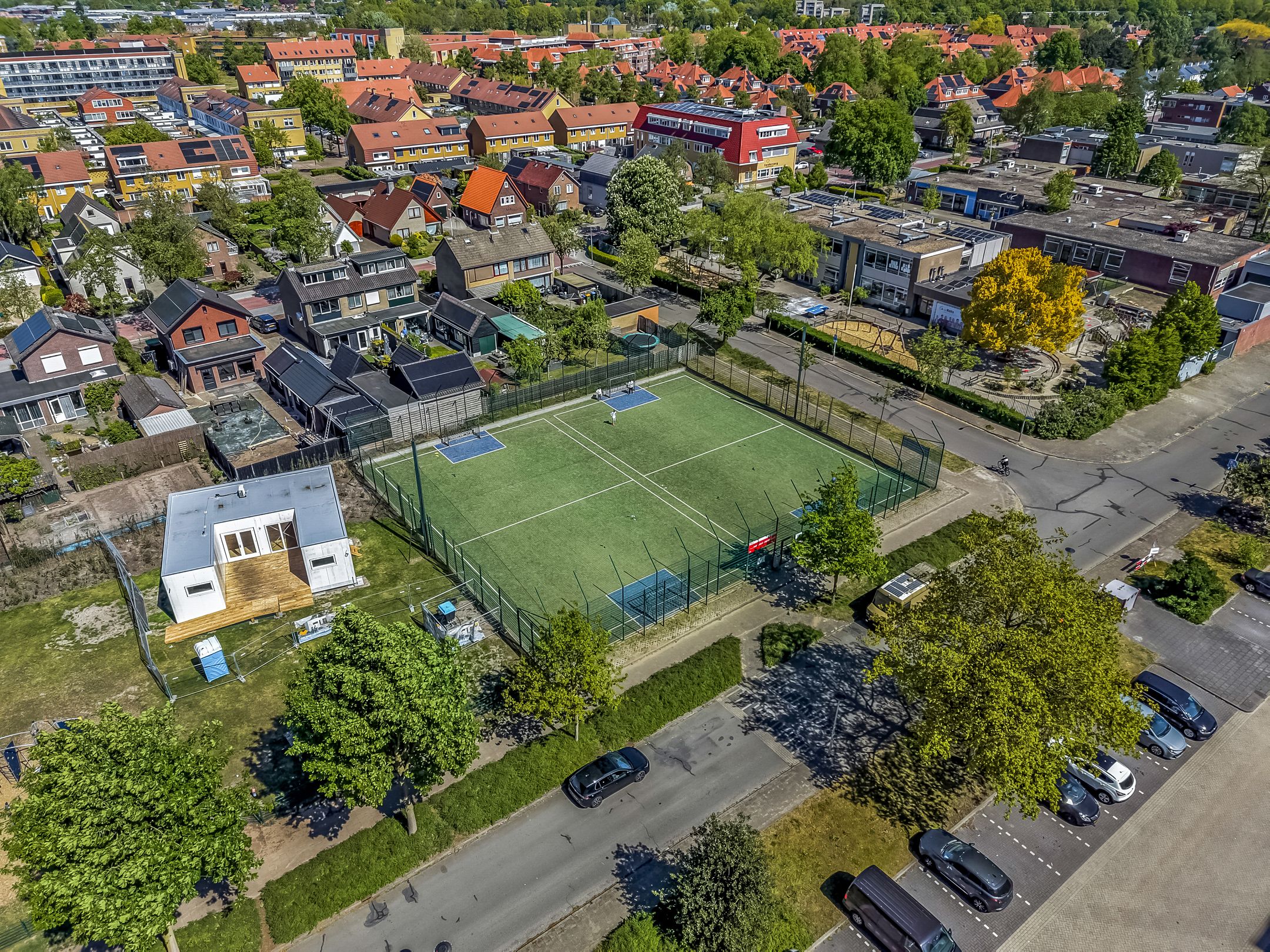 Photo 48 of Van der Hagenstraat 547