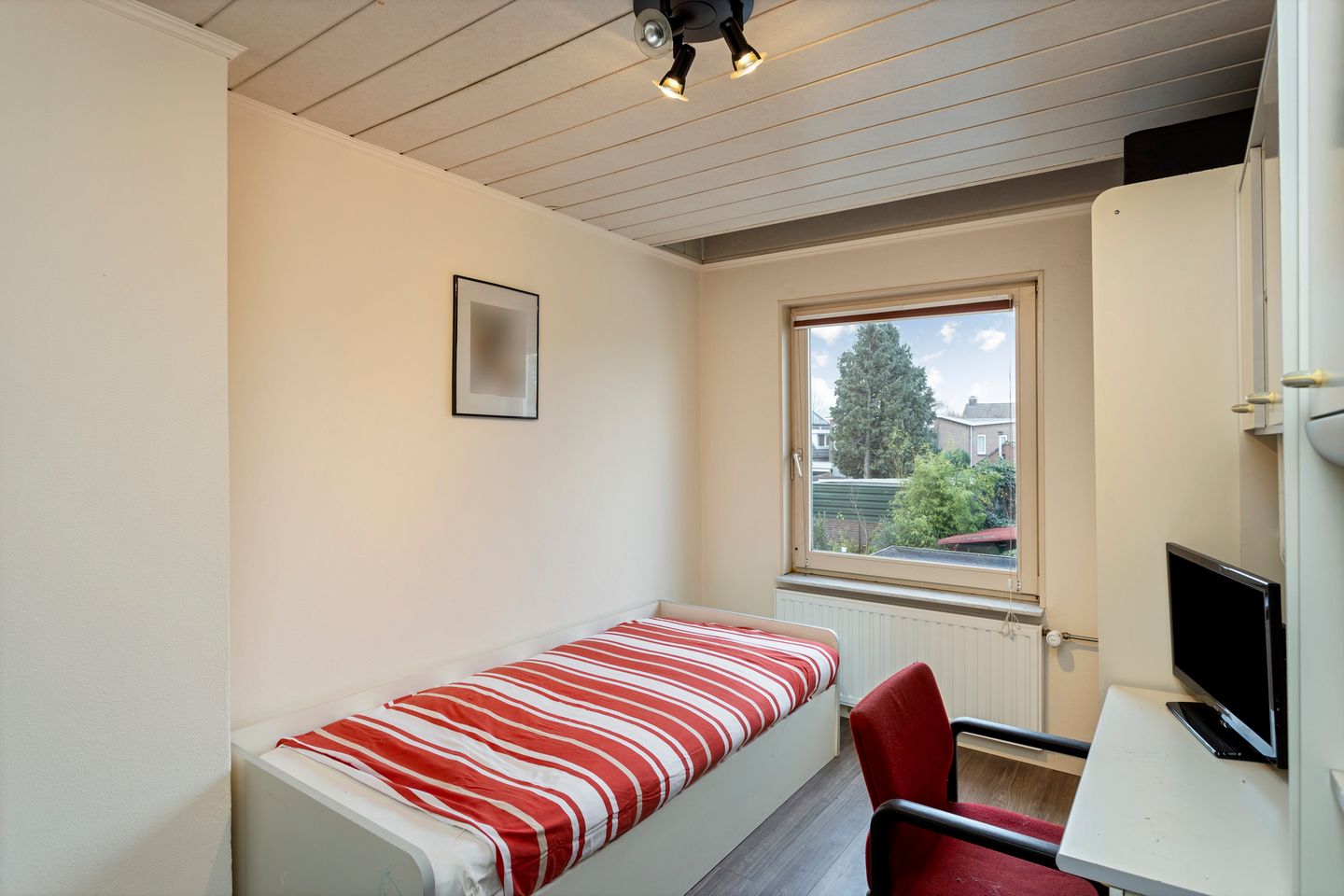 Photo 19 of Prinses Irenestraat 14