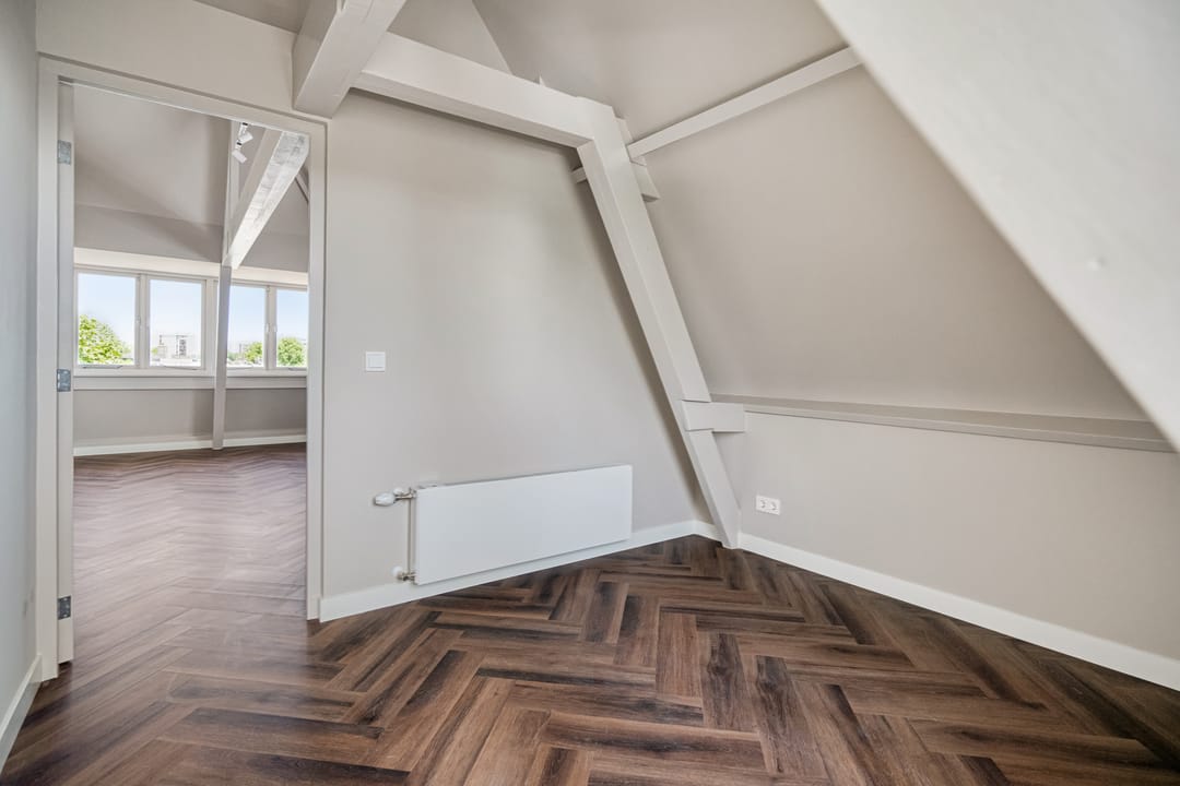 Foto 17 van Lage Rijndijk 9-E