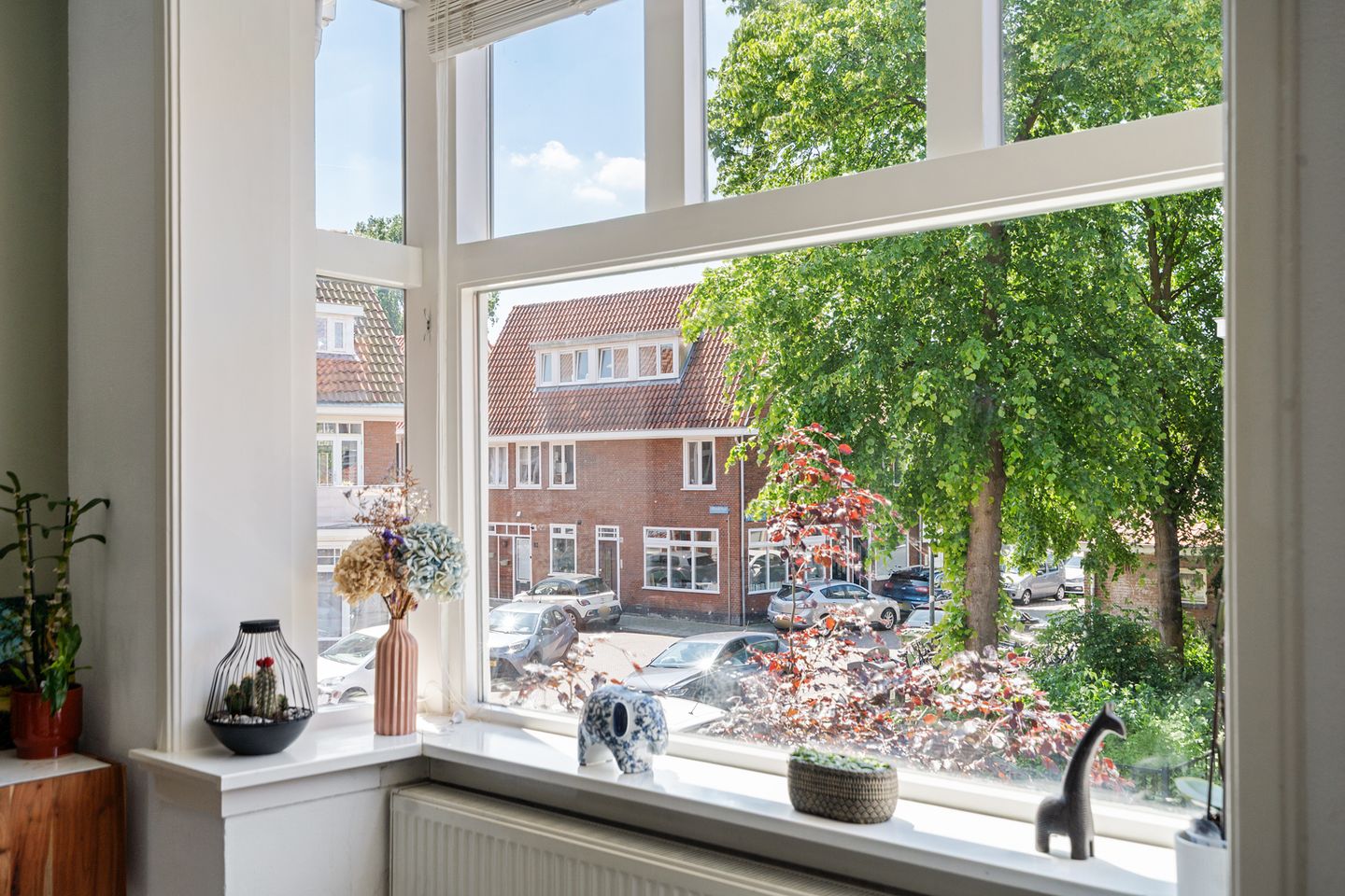 Charming 1930s Duplex Apartment with Private Entrance and Rooftop Terrace — 10