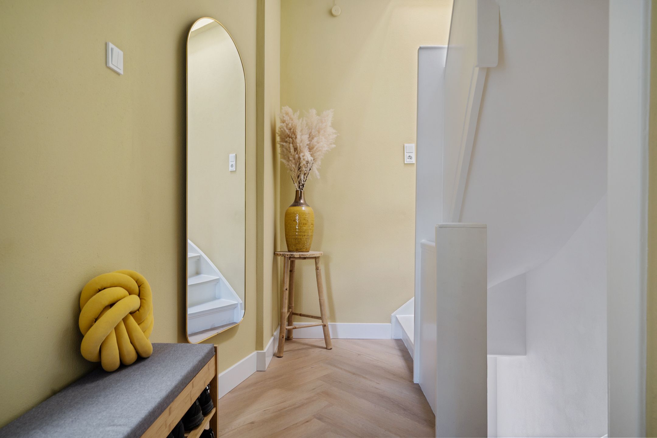 Charming 1930s Duplex Apartment with Private Entrance and Rooftop Terrace — 27