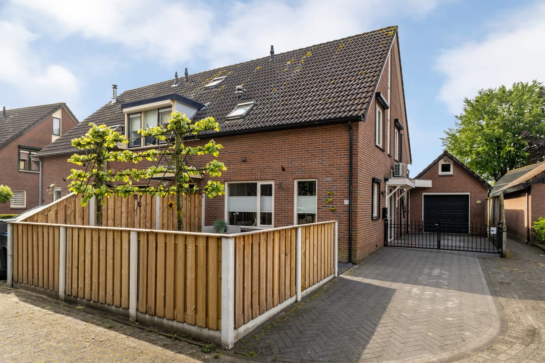 Foto 1 van Reijnvaanerf 17