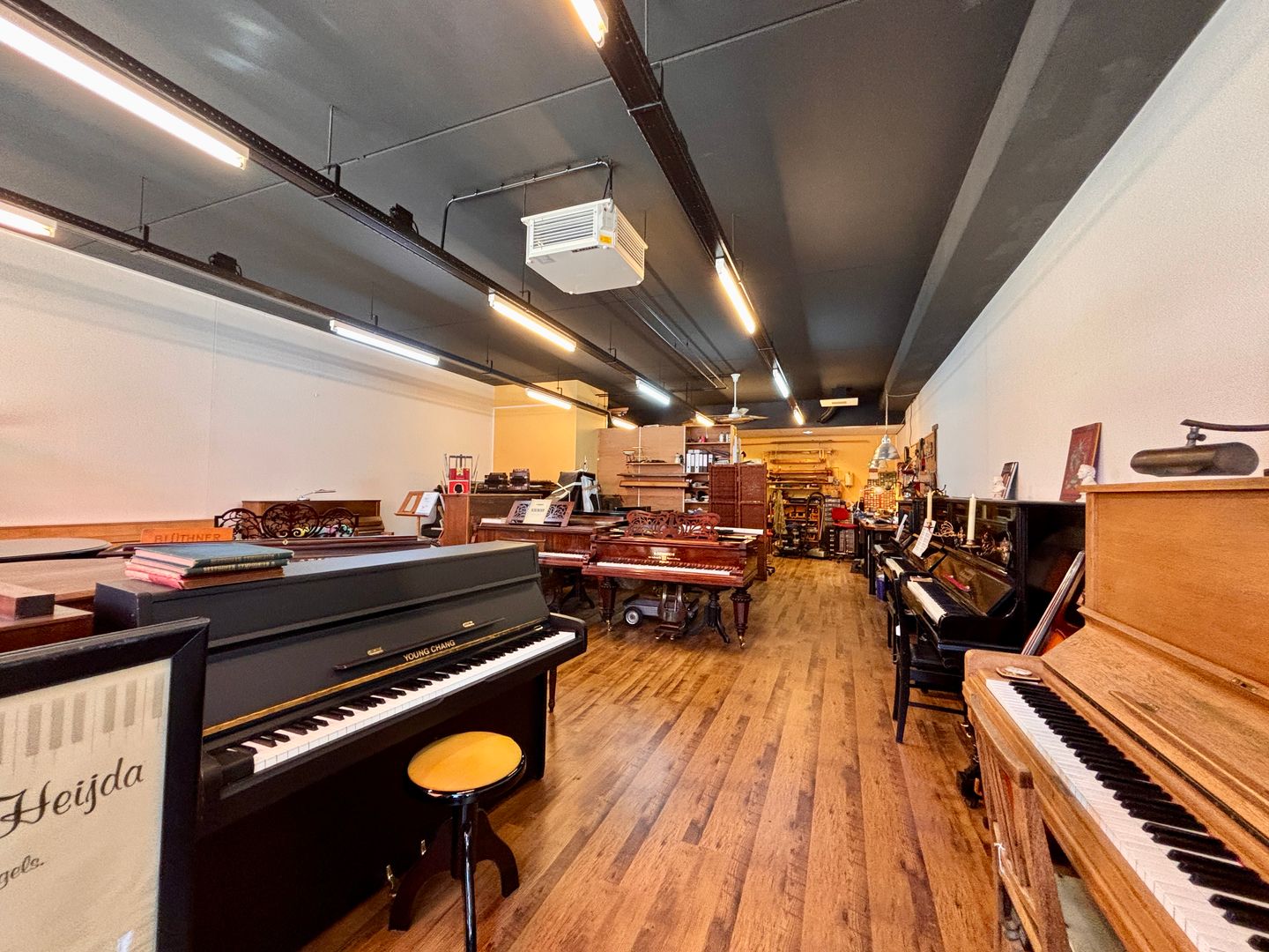 View photo 5 of Grotestraat 187-c