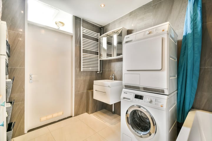 Tussenwoning te koop: Kantershof 179, Amsterdam
