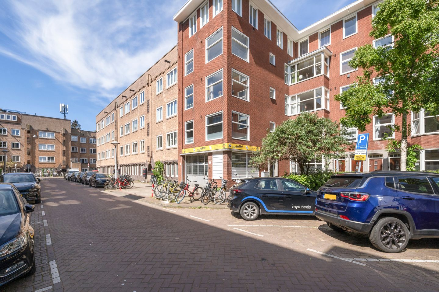 Photo 35 of Bloys van Treslongstraat 50-H