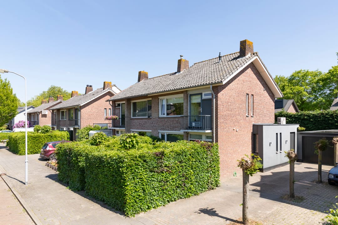 Photo 32 of Rietstraat 15