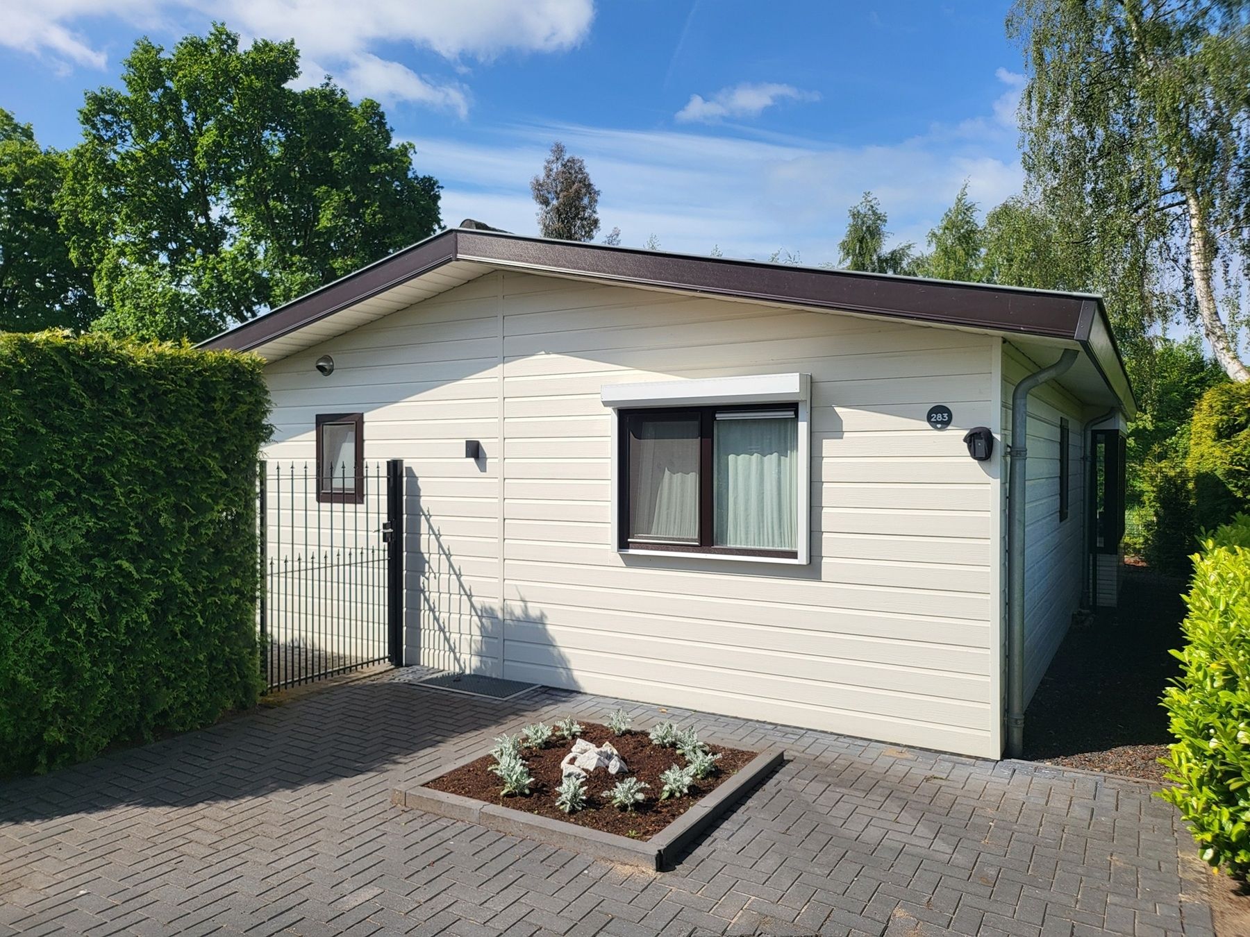 Photo 6 of Loverensestraat 11-R283