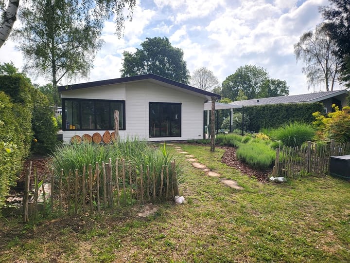 Photo 2 of Loverensestraat 11-R283