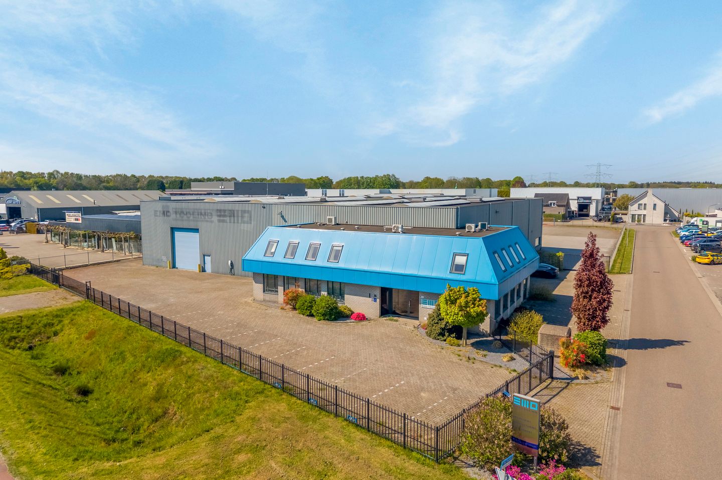 View photo 1 of De Hulst 24
