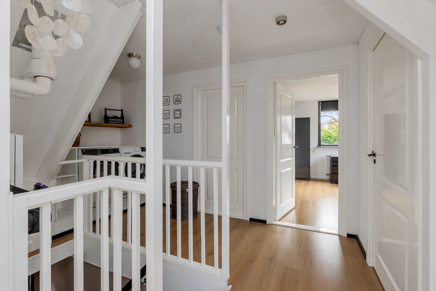 Photo 19 of Raadhuisstraat 85