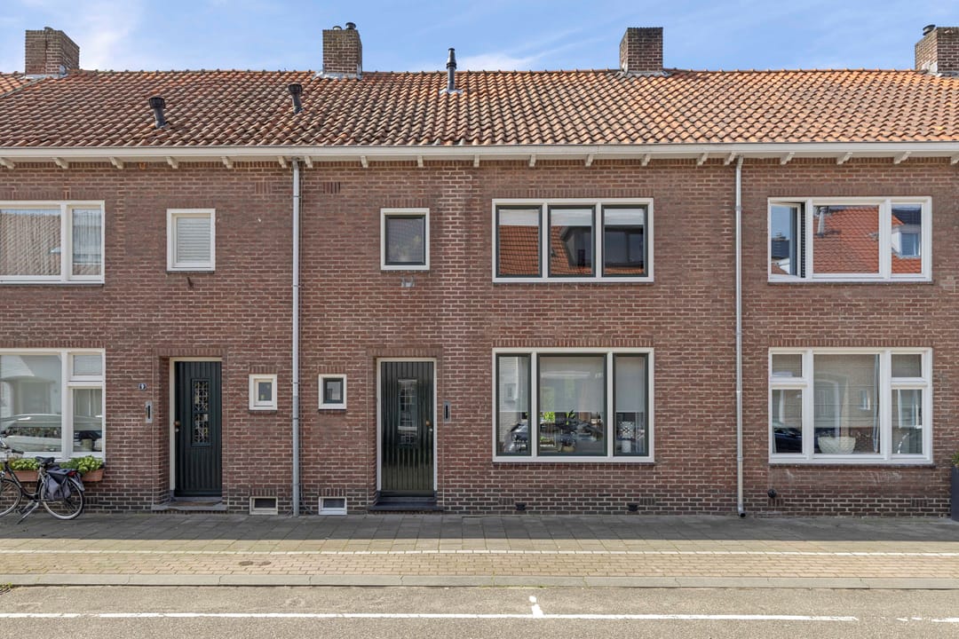 Foto 1 van Burgemeester Junckersstraat 11