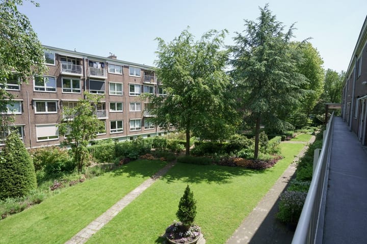 Foto 3 van Van Blommesteinstraat 8-B