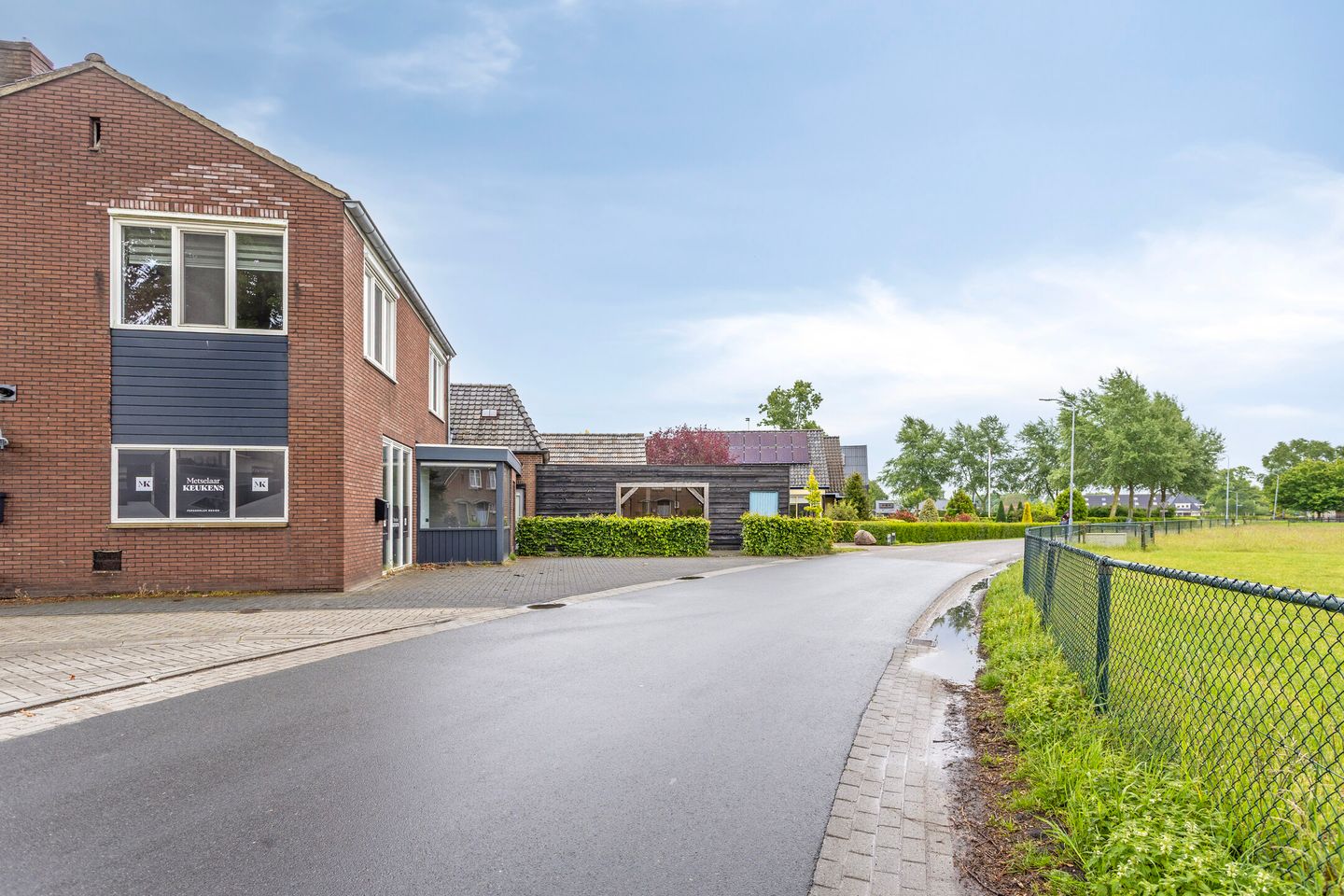 Bekijk foto 4 van Zuiderzeestraatweg West 19