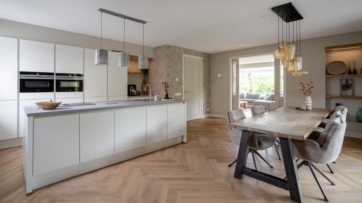 Vrijstaande woning te koop: Leeghwaterlaan 11, Almelo