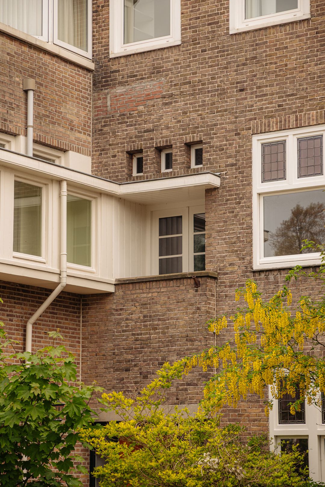 Photo 32 of J.J. Viottastraat 1