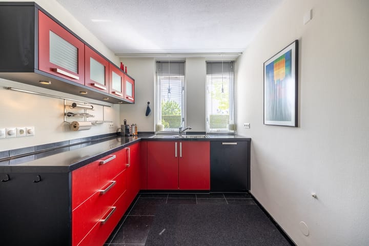 Hoekwoning te koop: Zilvermeeuw 8, Lathum