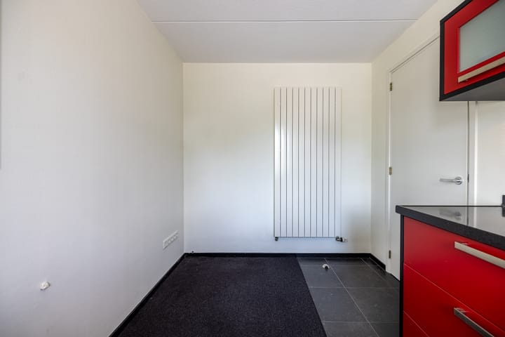 Hoekwoning te koop: Zilvermeeuw 8, Lathum
