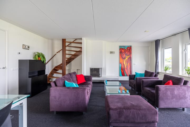 Hoekwoning te koop: Zilvermeeuw 8, Lathum