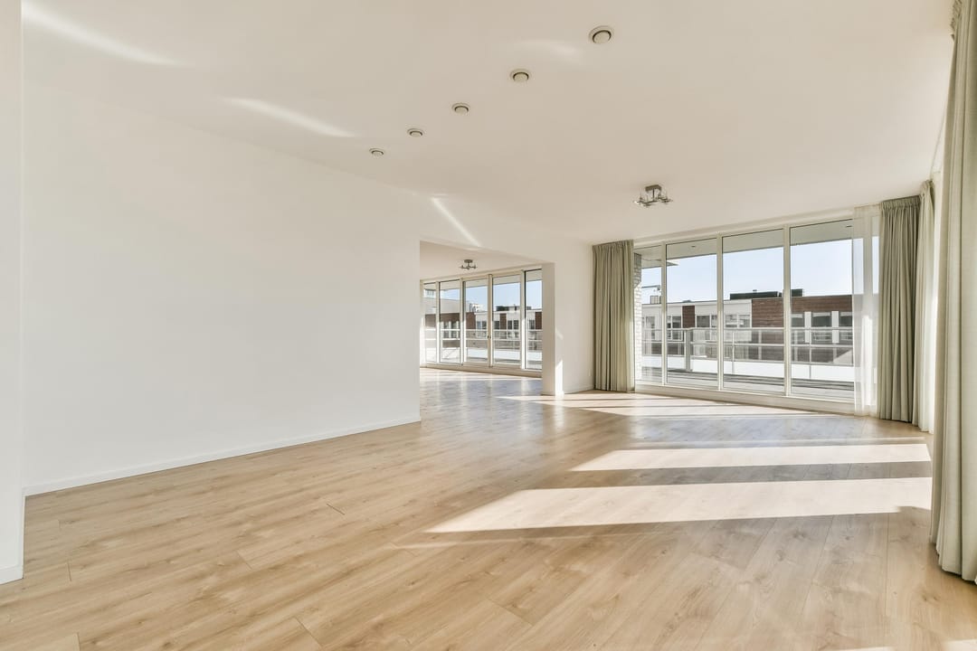Photo 11 of Peter Schatstraat 97