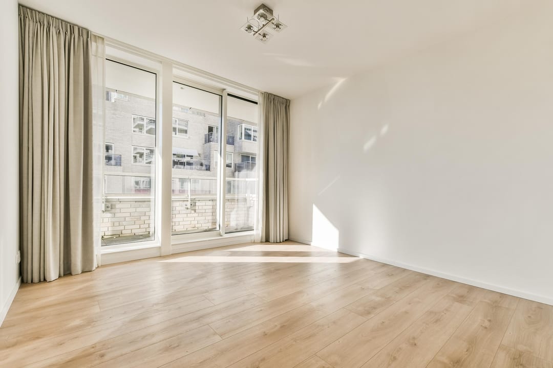 Photo 17 of Peter Schatstraat 97