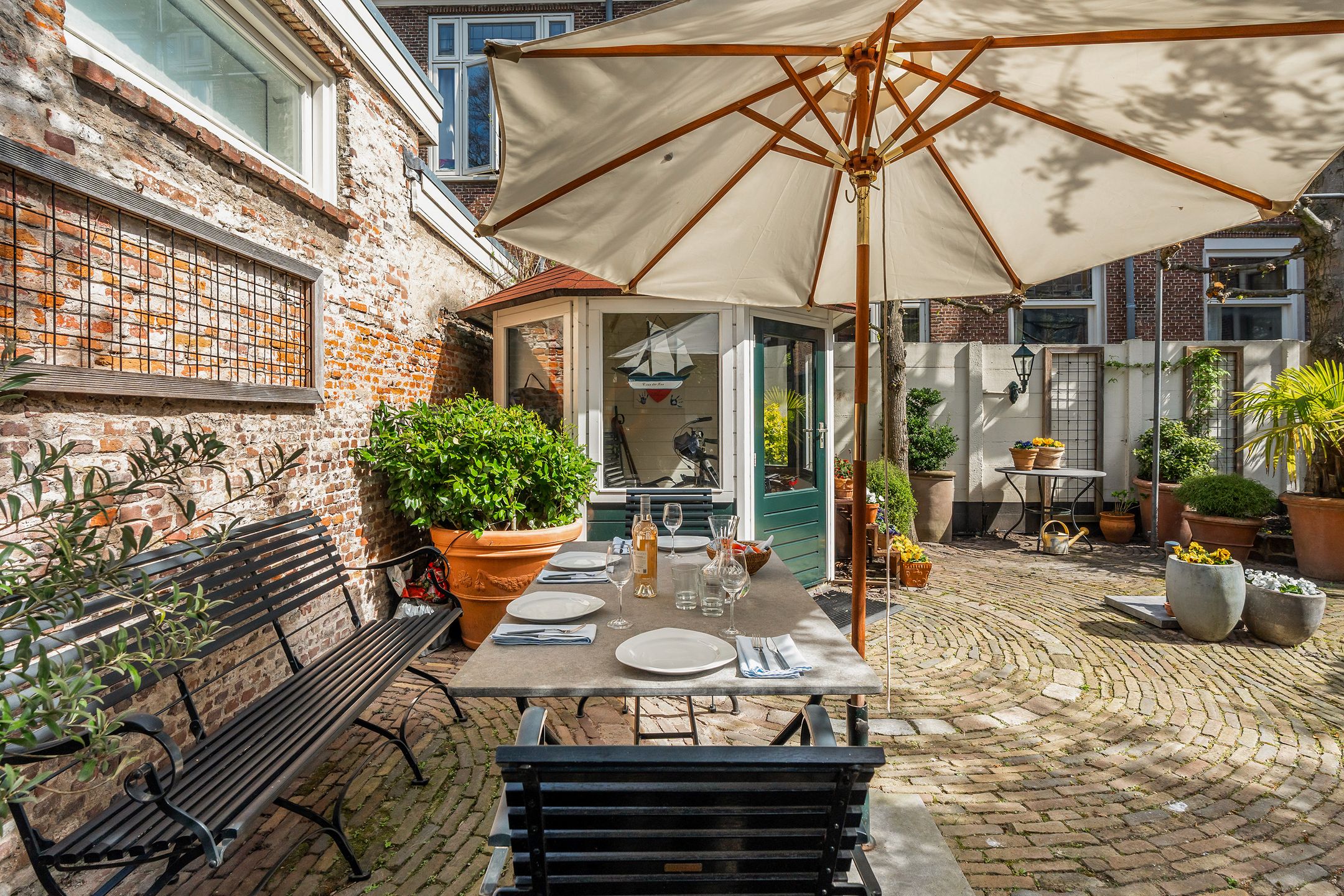 Photo 15 of Rapenburg 116