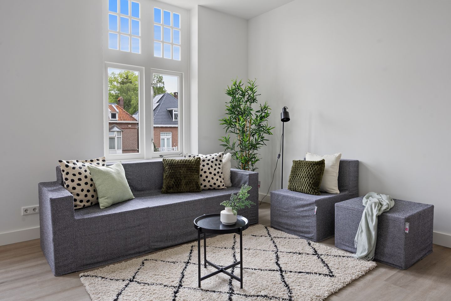 Photo 10 of Mr. van Coothstraat 31-E