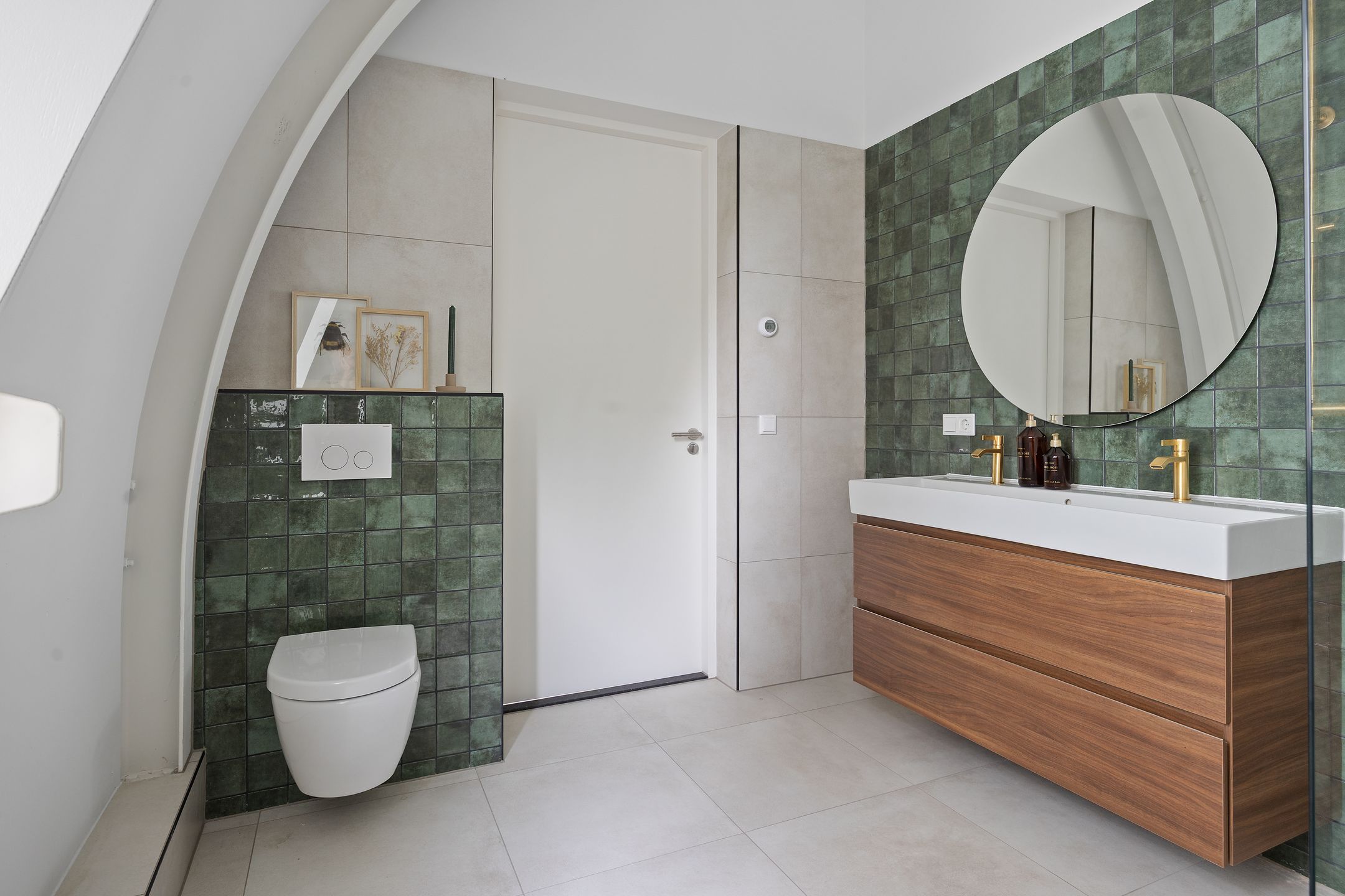 Photo 24 of Mr. van Coothstraat 31-E