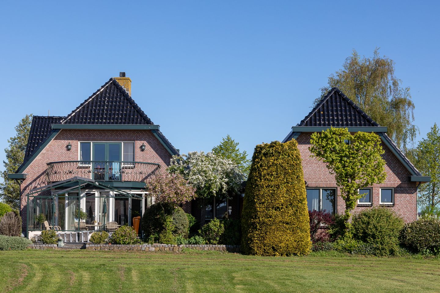 Photo 14 of Dorp 83