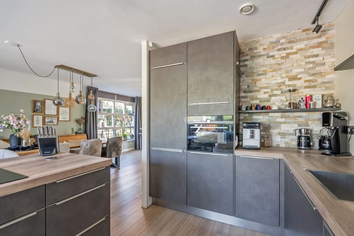 Vrijstaande woning te koop: Wingerd 198, 'S-Gravenhage