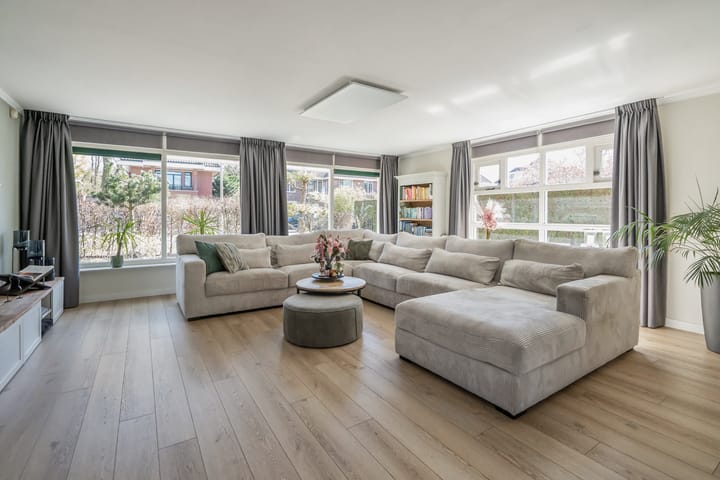 Vrijstaande woning te koop: Wingerd 198, 'S-Gravenhage