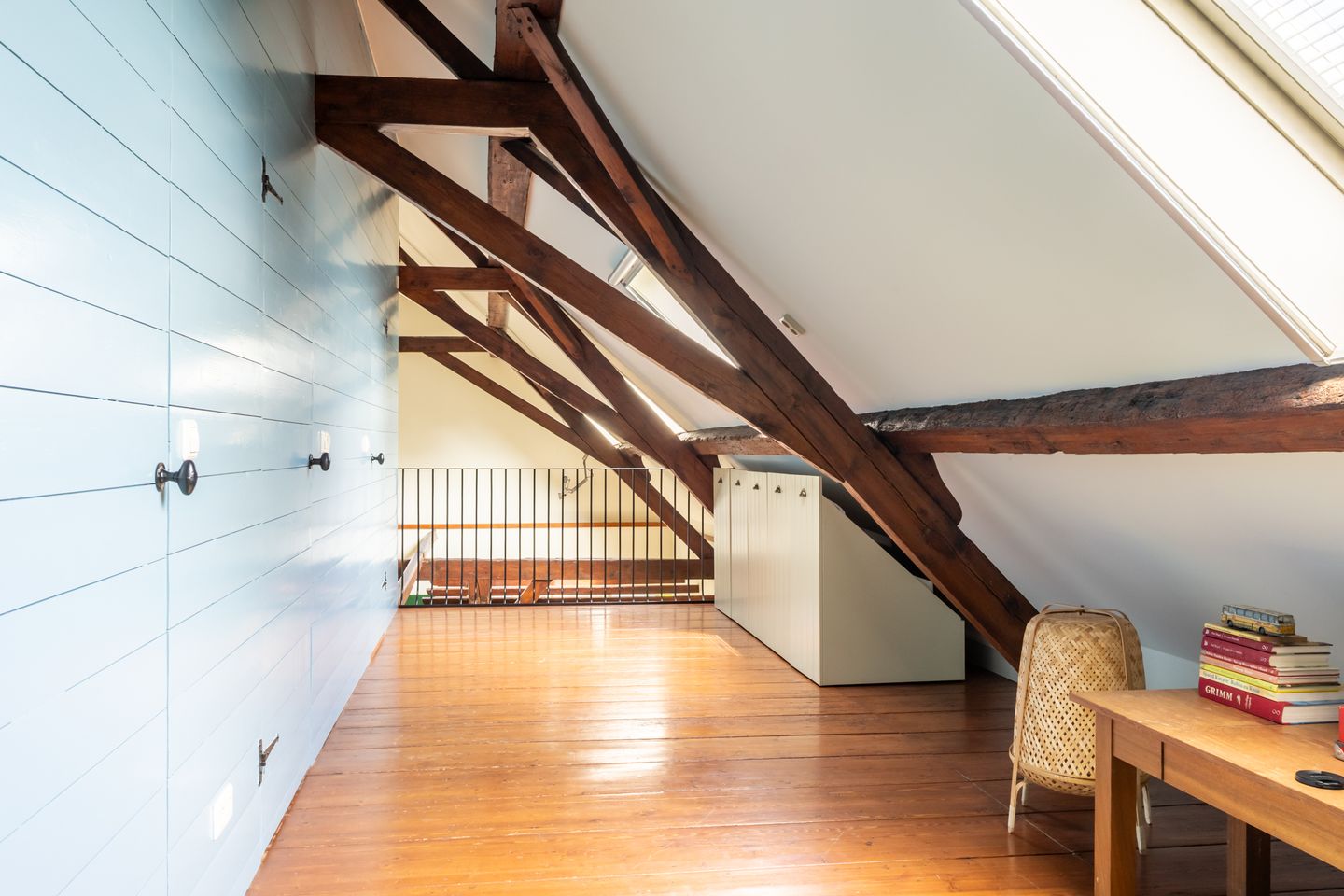 Historic 1805 Farmhouse with Modern Comfort in Hekendorp — 44