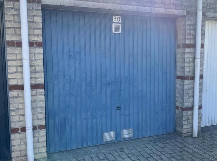 Photo 3 of Breitnerstraat 30-E
