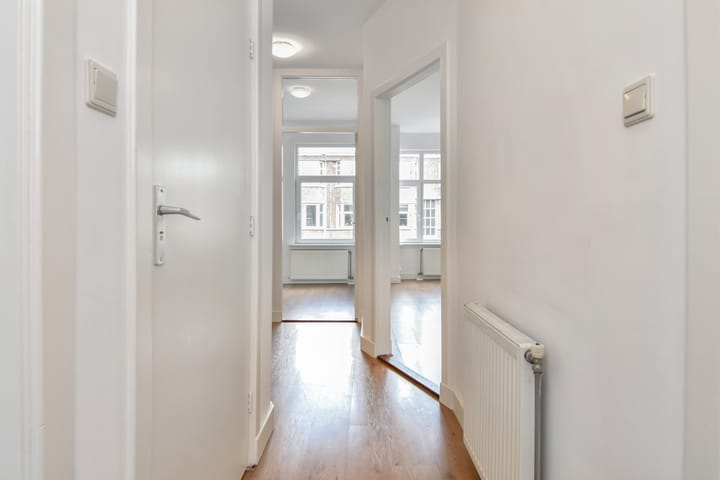 Appartement te koop: Jan van Beersstraat 142, 'S-Gravenhage
