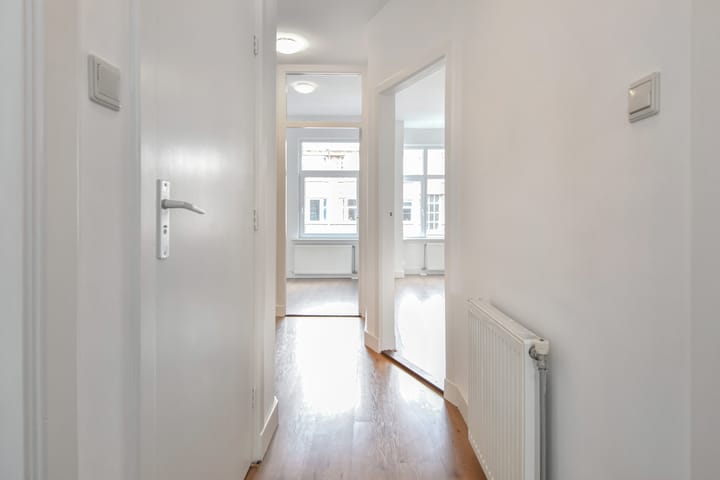Appartement te koop: Jan van Beersstraat 142, 'S-Gravenhage