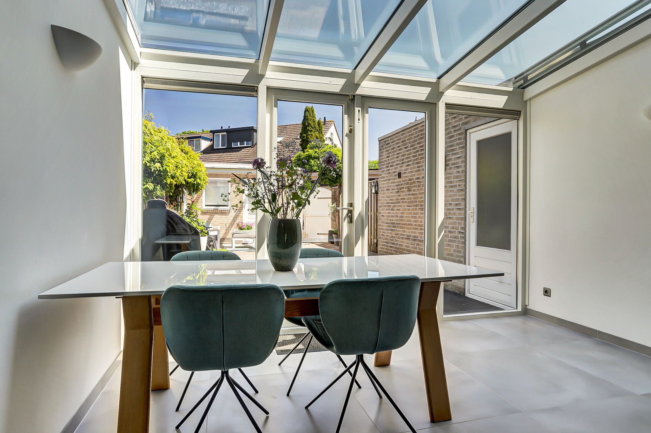 Spacious Terraced Home with A-Label Energy Rating in Family-Friendly Overkroeten — 9