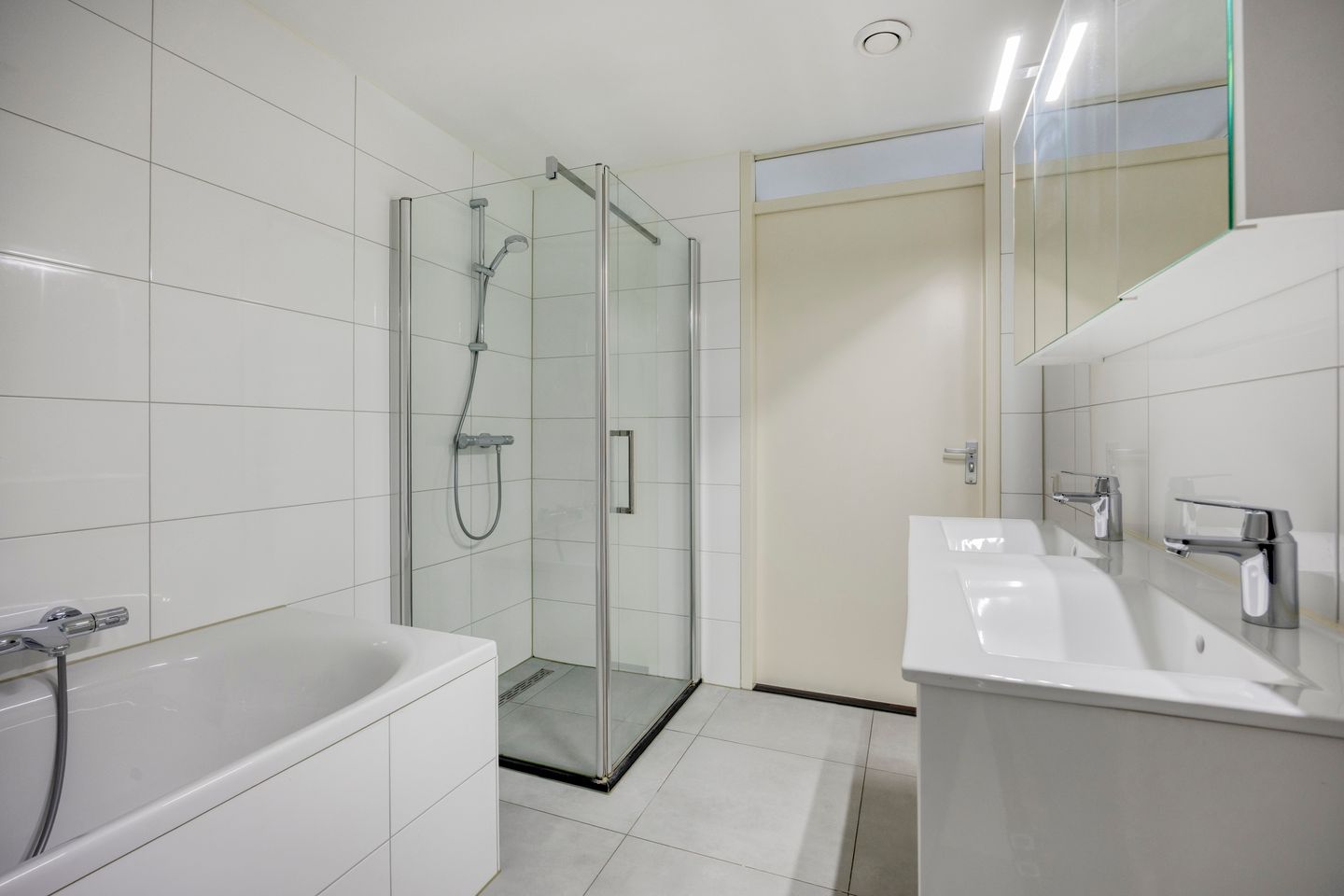 Photo 19 of Hoge Boezem 14-B