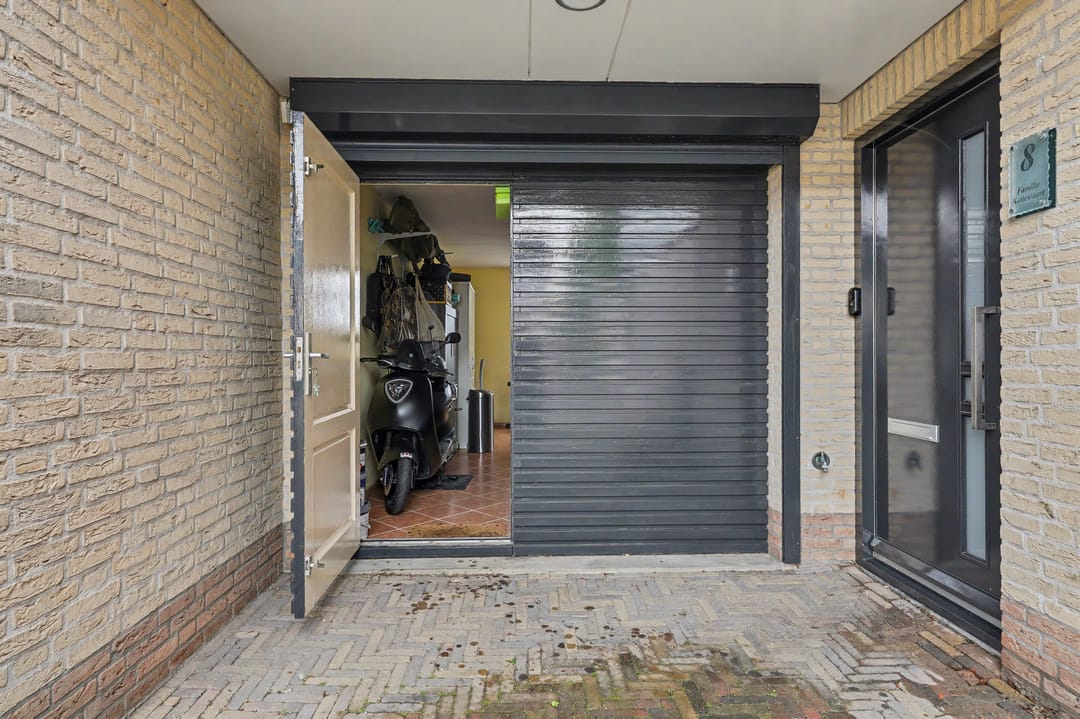 Photo 7 of Willem Alexanderstraat 8