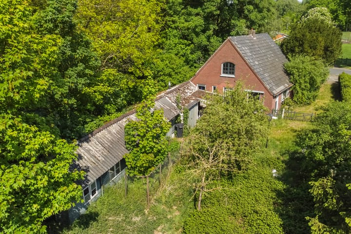 Photo 3 of Vriezenveenseweg 41