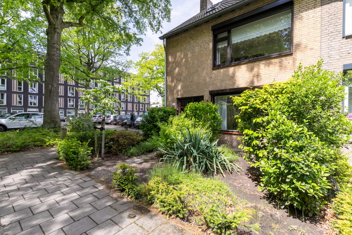 Foto 4 van Schubertstraat 141