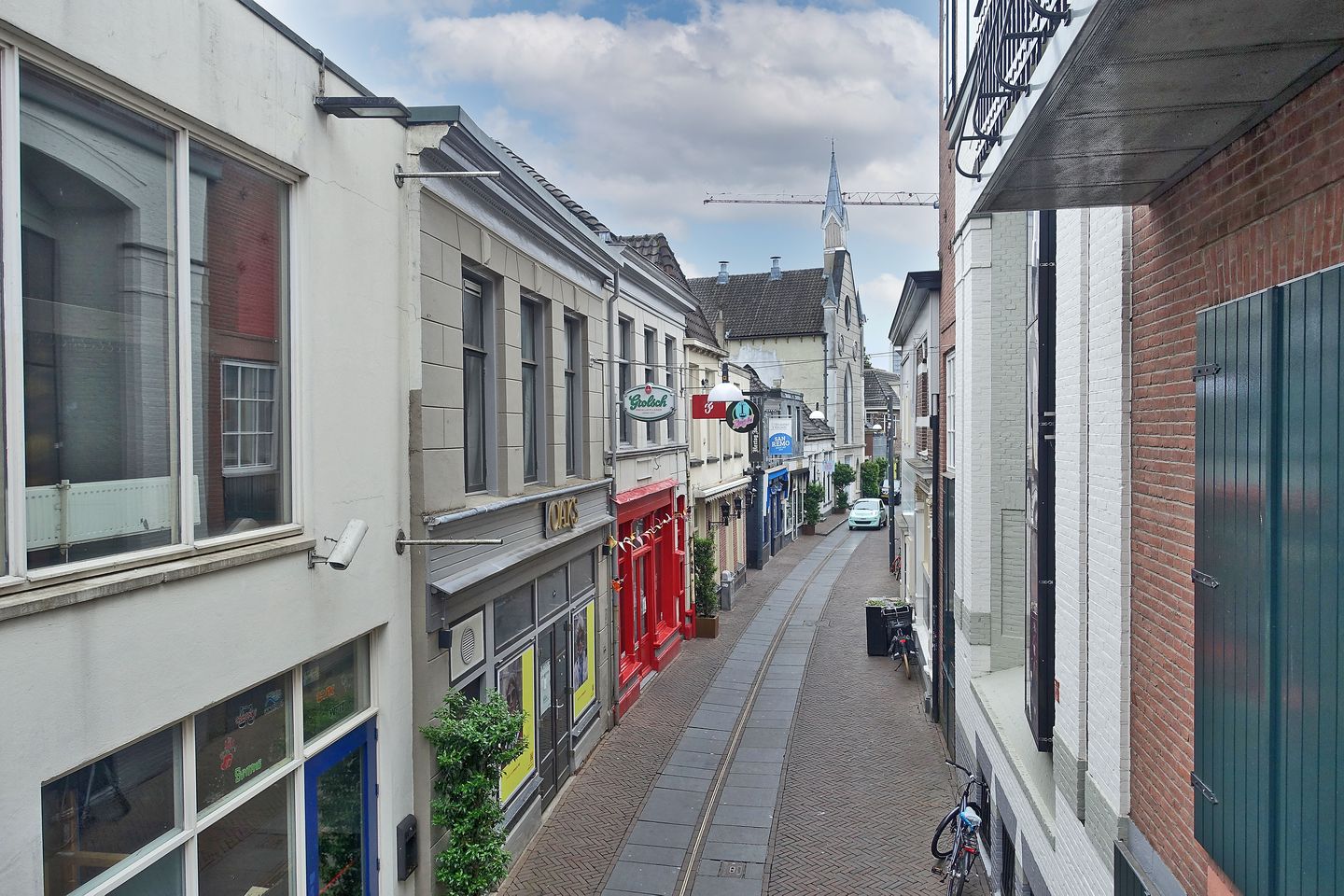 Bekijk foto 2 van Stadsgravenstraat 45