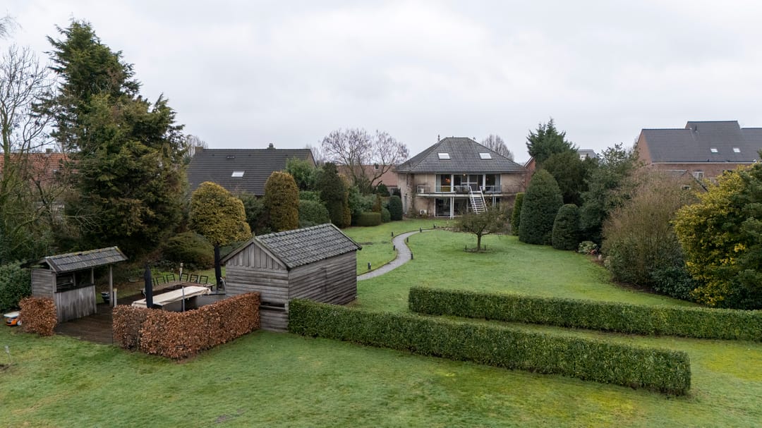 Luxury Villa with Wellness Facilities and Double Garage on Spacious Plot — 7