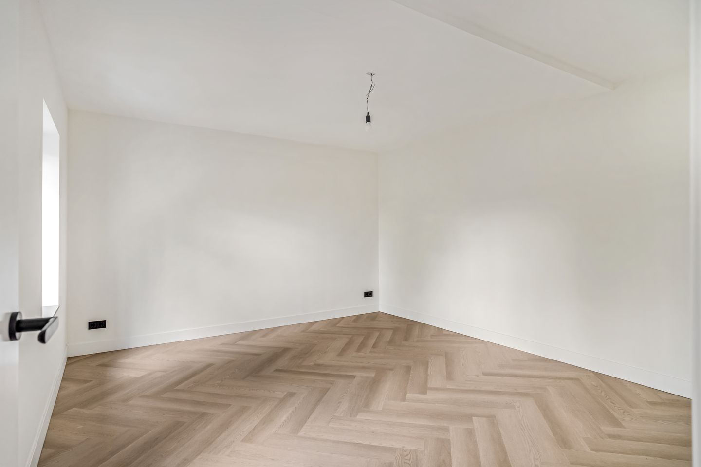 Foto 10 van Nieuwe Plein 7-2