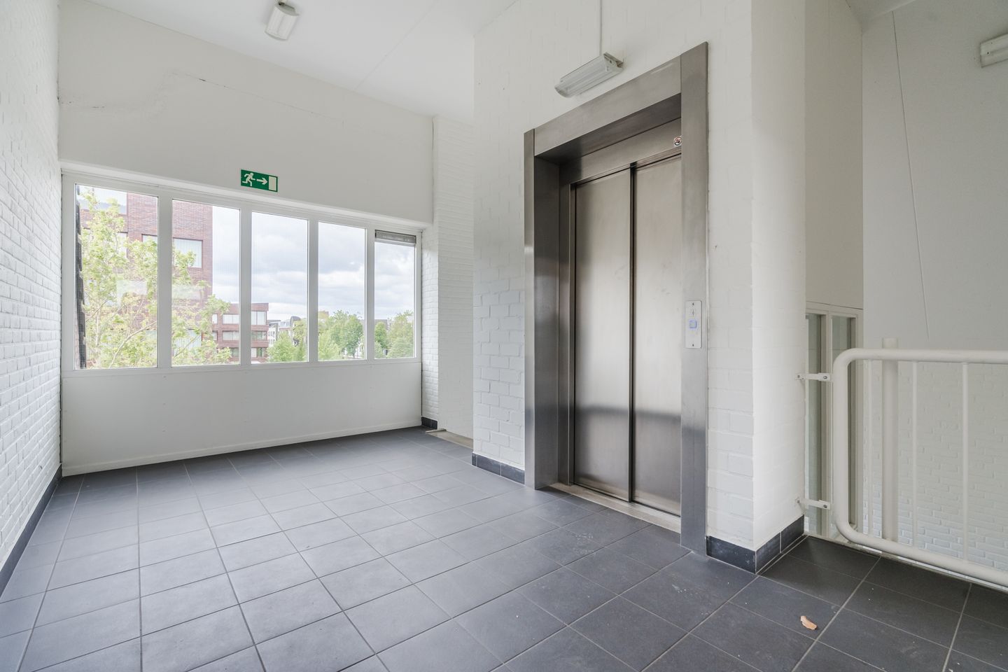 Foto 4 van Valkenierstraat 17