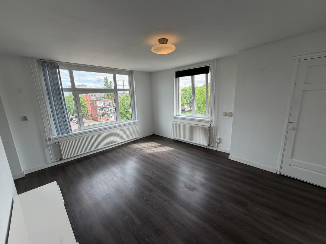 Photo 1 of Van 's-Gravesandestraat 2-D