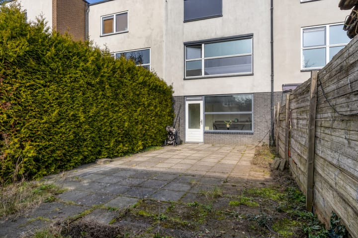 Tussenwoning te koop: Kattenbroekerpoort 4, Amersfoort