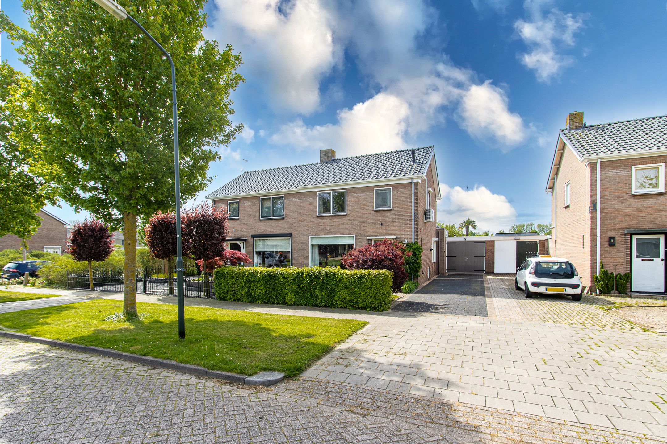 Photo 6 of Graaf van Hornelaan 18