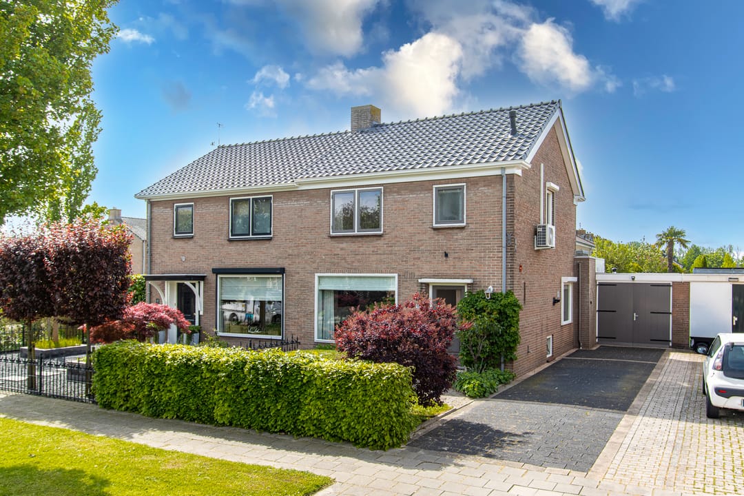 Photo 7 of Graaf van Hornelaan 18