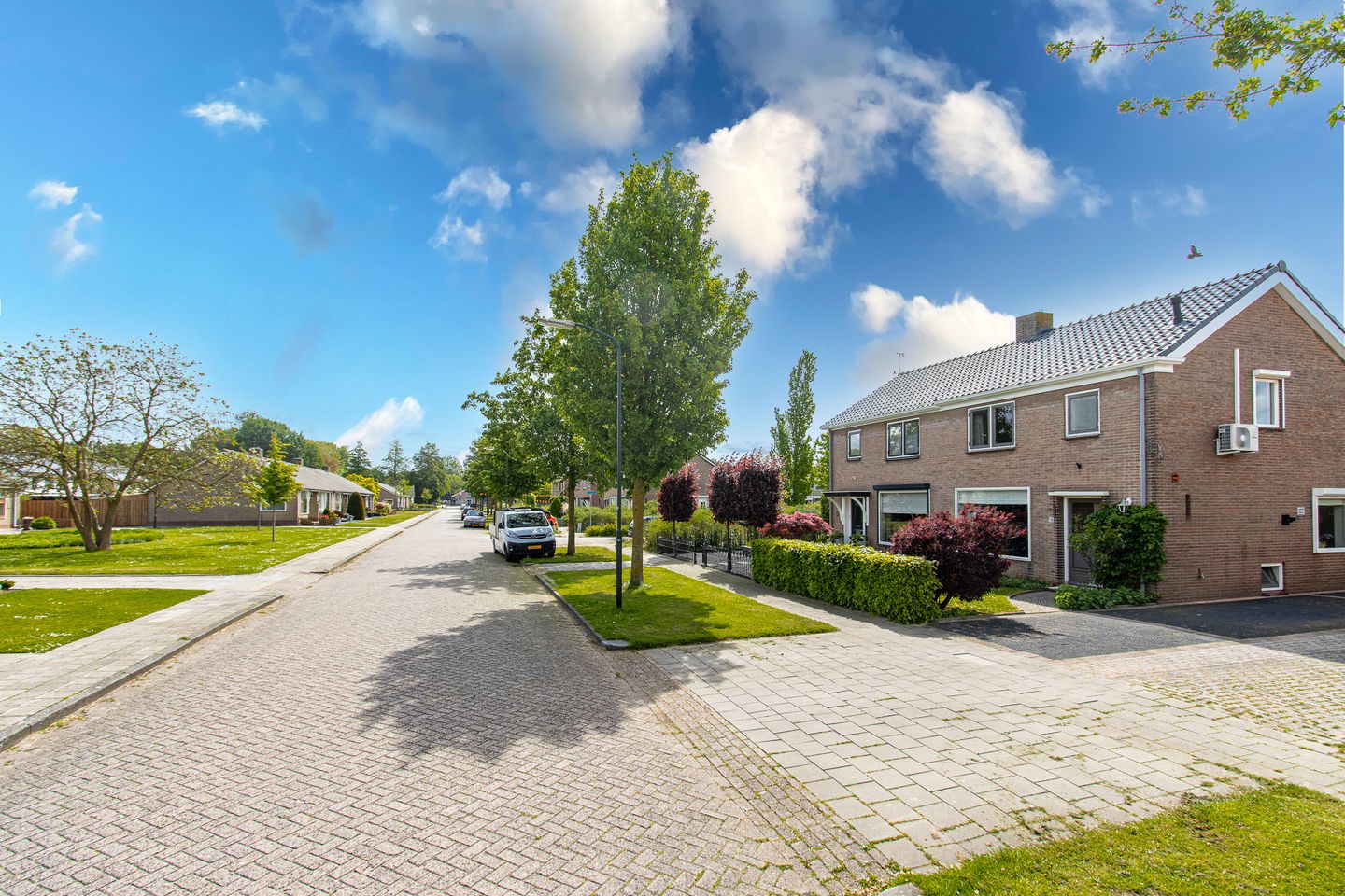 Photo 10 of Graaf van Hornelaan 18